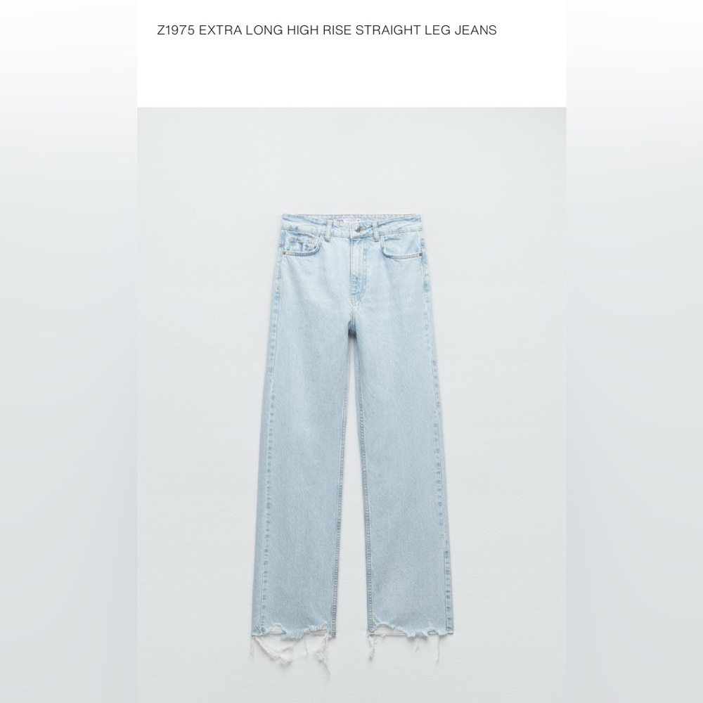 Light Wash straight Leg jeans